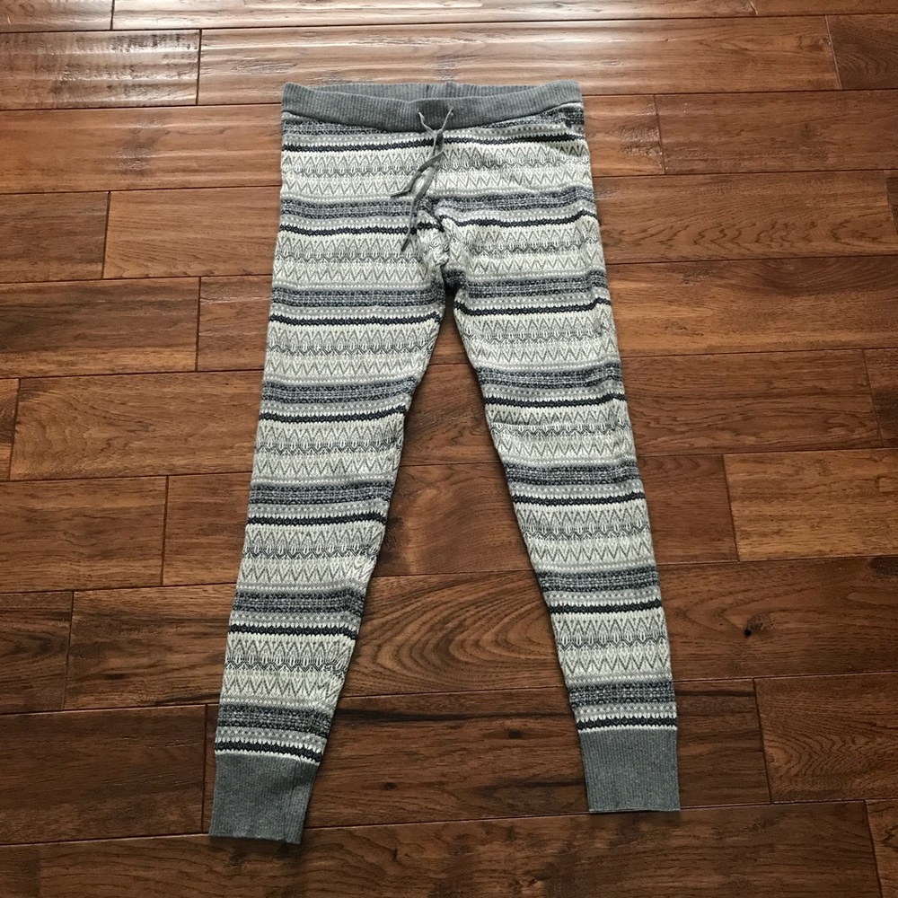 🆕🆕H&M Logg Lounge Pants
